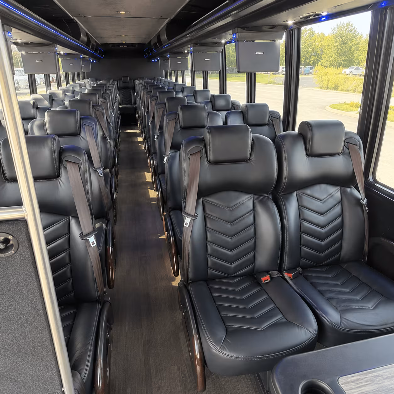 Jacksonville Airport Shuttle & Transportation party bus exterior